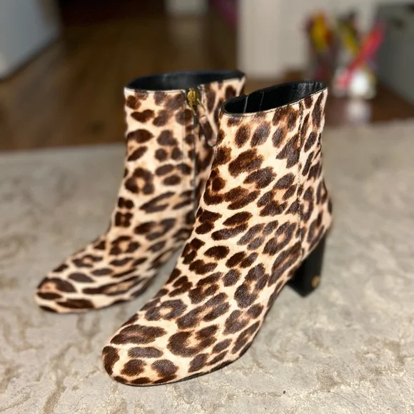 Tory Burch Laila Women New Tory Burch Laila Leopard Print Calf Hair Boots display picture 1